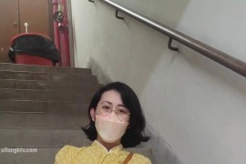 抖音快手全网同名，极品网红福利姬【奶咪】收费高清私拍，复古肉丝碎花裙